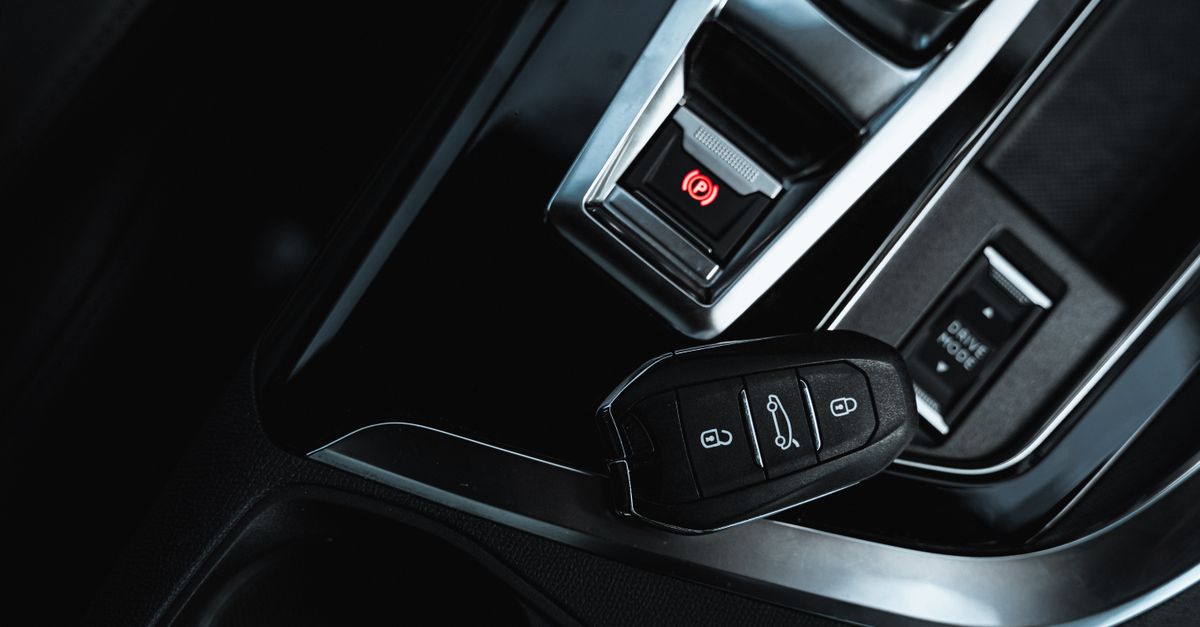 Honda car key fob — Northern Blvd Locksmith